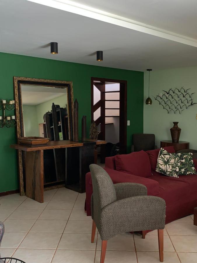Casa De Temporada 4 Quartos Sendo 2 Suites Em Vilas Do Atlantico - 200 M Da Praia E 6 Km Da Capital 劳鲁-迪弗雷塔斯 外观 照片