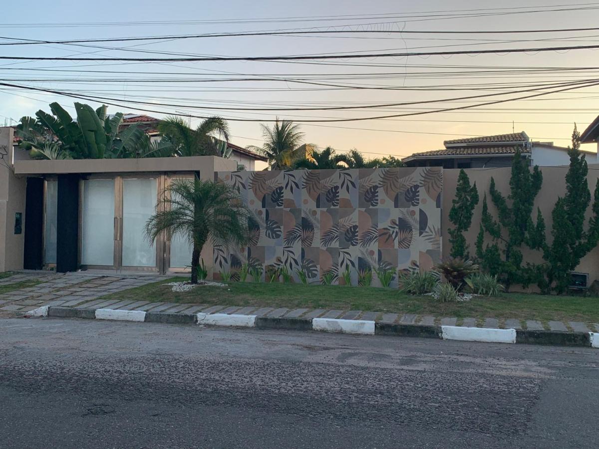 Casa De Temporada 4 Quartos Sendo 2 Suites Em Vilas Do Atlantico - 200 M Da Praia E 6 Km Da Capital 劳鲁-迪弗雷塔斯 外观 照片